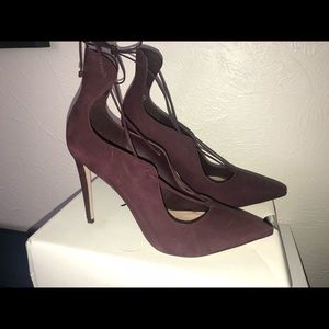Maroon colored, pointy toe heel